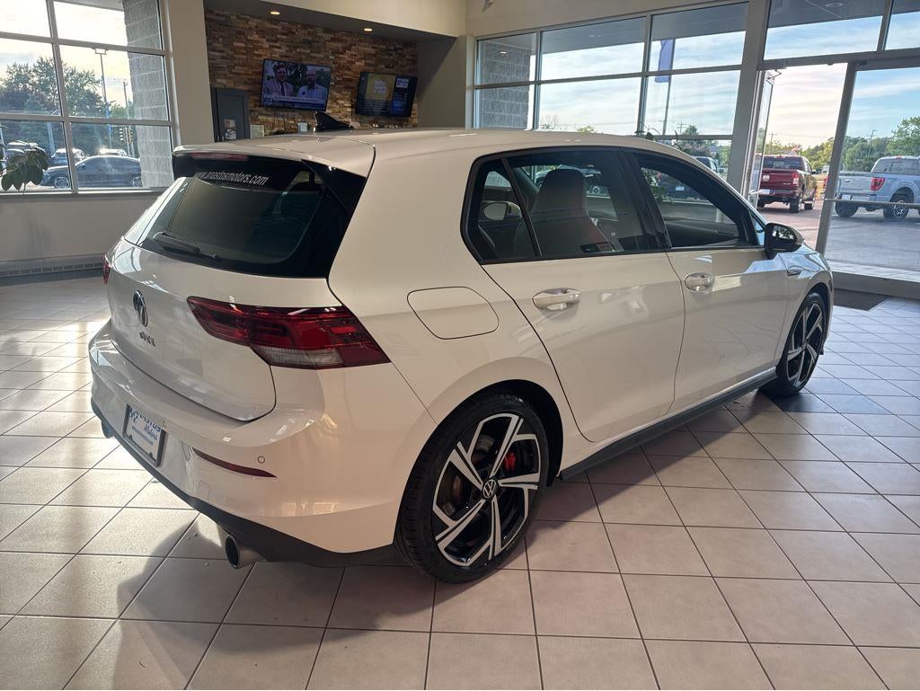 2024 Volkswagen Golf GTI SE