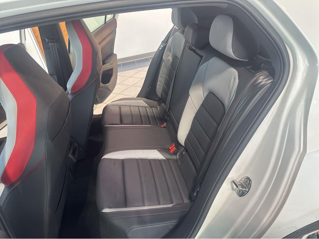 2024 Volkswagen Golf Gti SE
