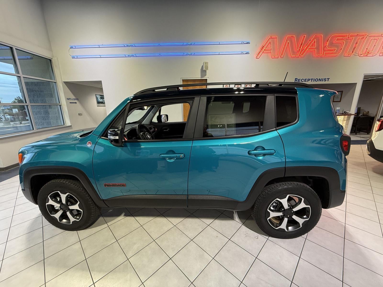 2022 Jeep Renegade Trailhawk