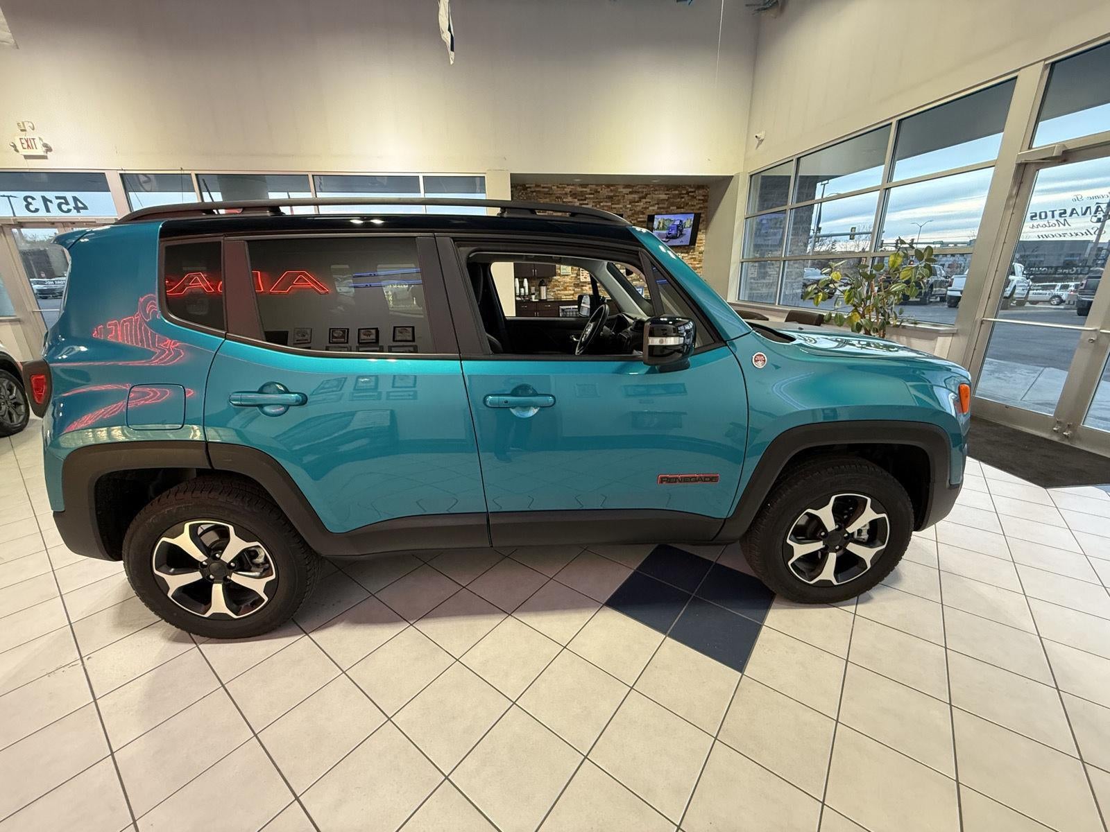 2022 Jeep Renegade Trailhawk