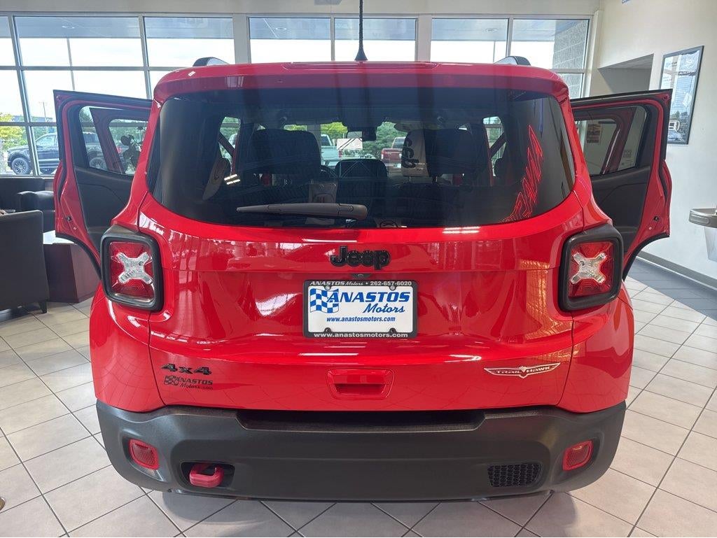 2023 Jeep Renegade Trailhawk