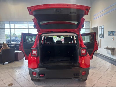 2023 Jeep Renegade Trailhawk