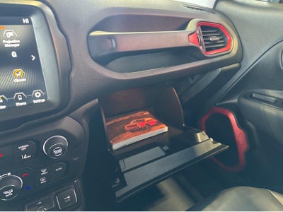 2023 Jeep Renegade Trailhawk