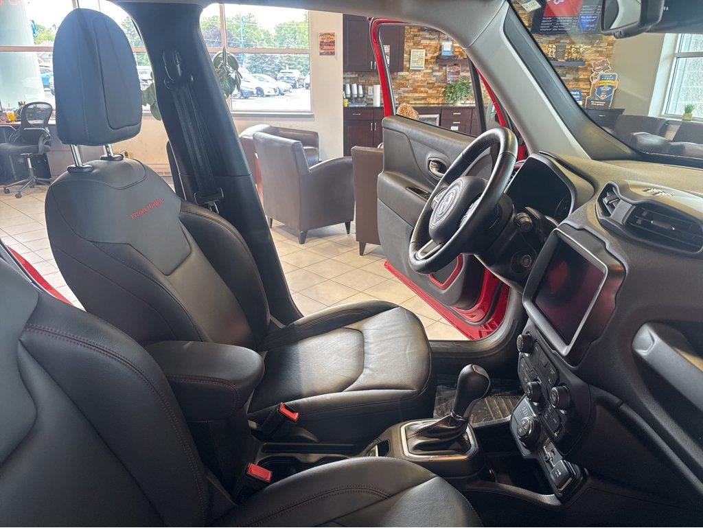 2023 Jeep Renegade Trailhawk