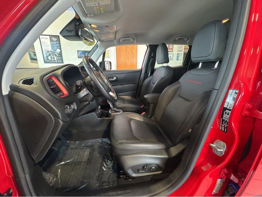 2023 Jeep Renegade Trailhawk