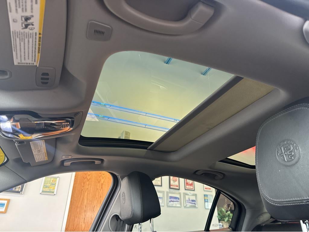 2019 Alfa Romeo Giulia Ti Sport