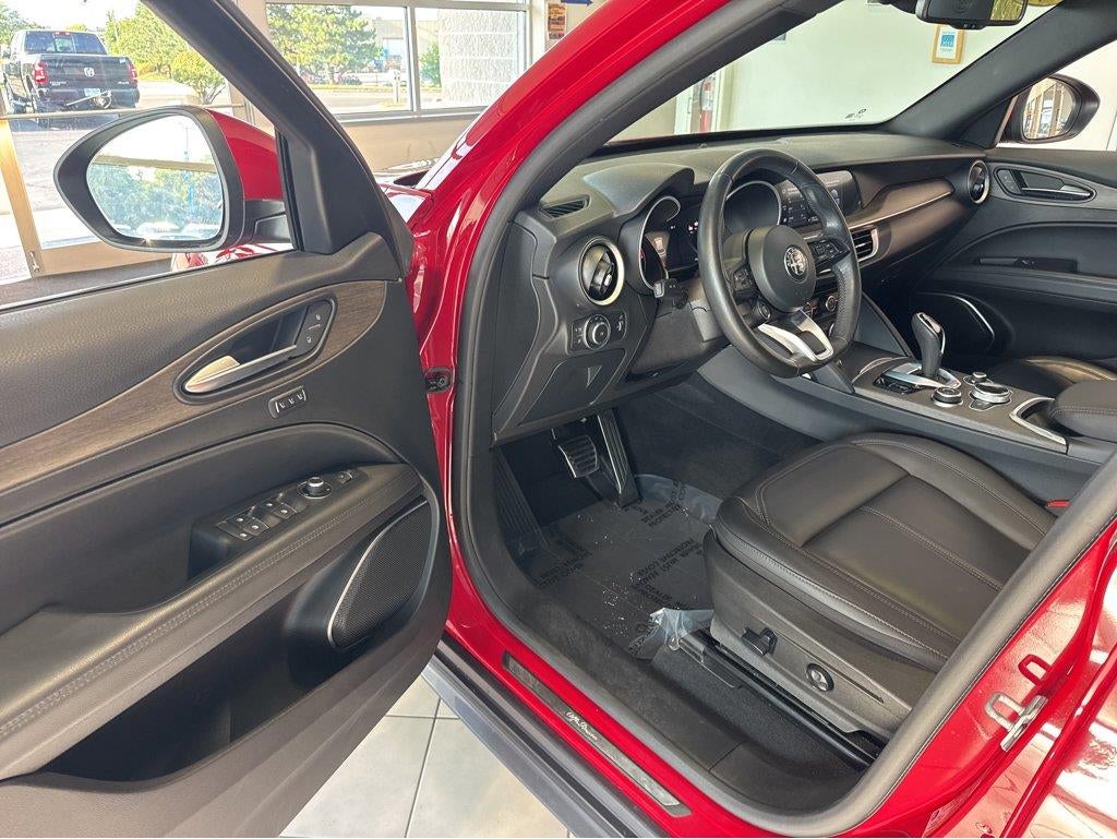 2023 Alfa Romeo Stelvio Ti